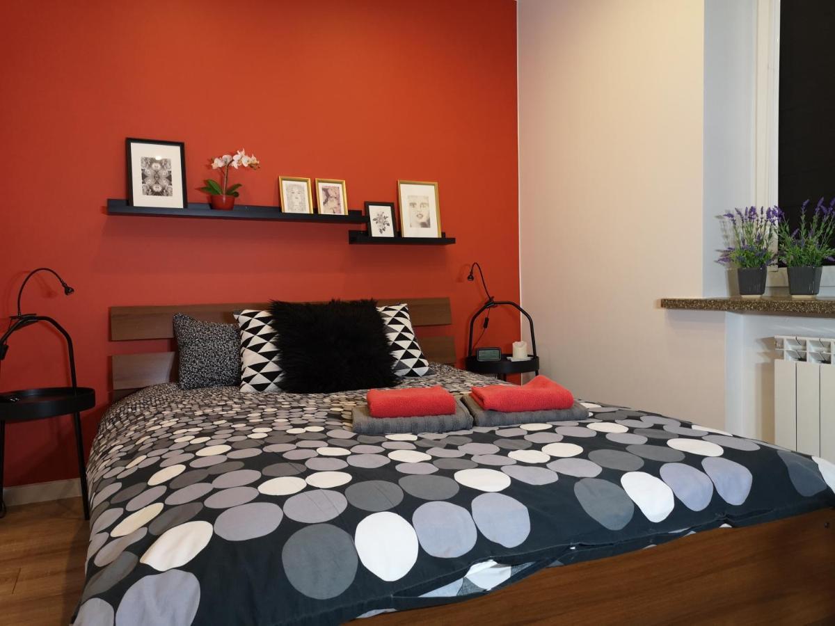 Red Rose Apartament -Parking -Taras- Faktura Vat Kielce Eksteriør bilde