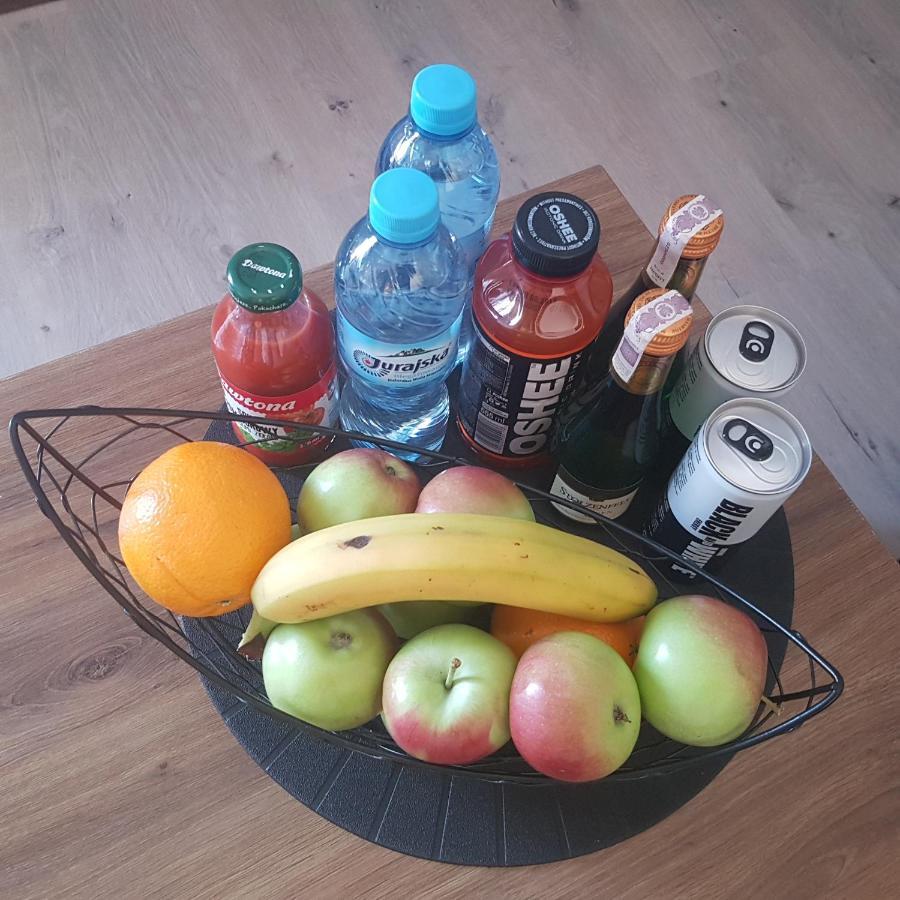 Red Rose Apartament -Parking -Taras- Faktura Vat Kielce Eksteriør bilde